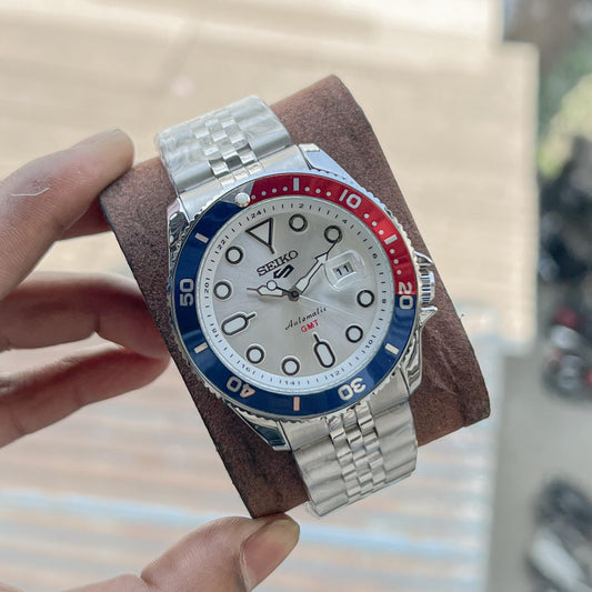 Seiko GMT Blue Red (Pepsi) Automatic Watch