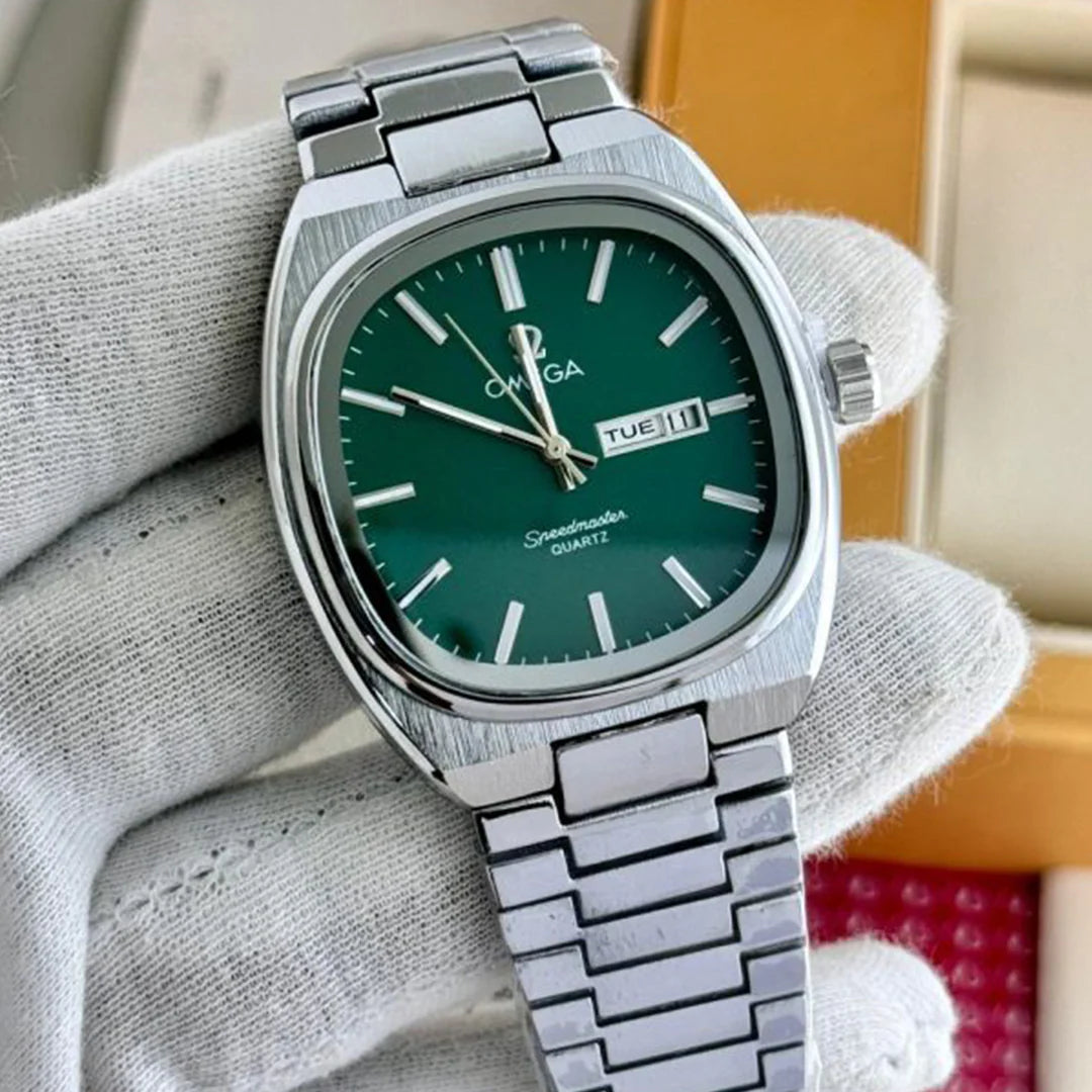 Omega Speedmaster Slim Silver Metal Watch