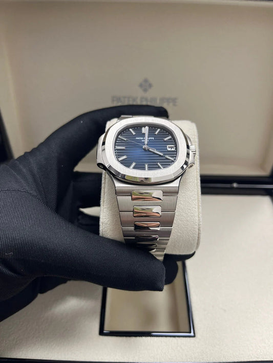 Patek Phillipe Nautilus Silver Metal Quartz Watch