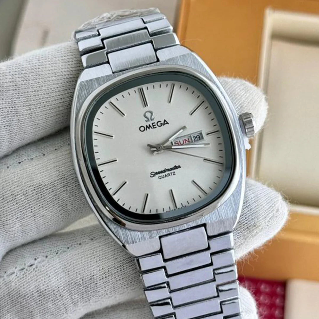 Omega Speedmaster Slim Silver Metal Watch